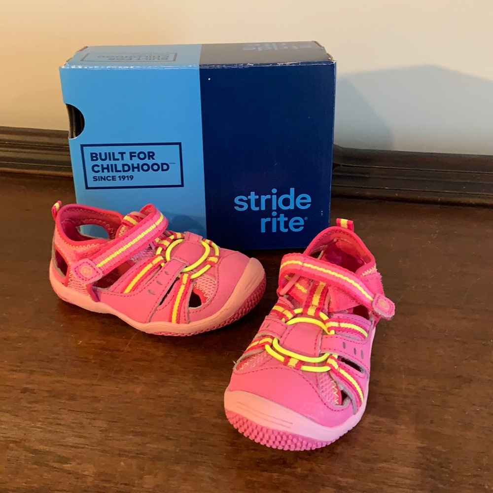 Pink stride rite sandals toddler size 6W